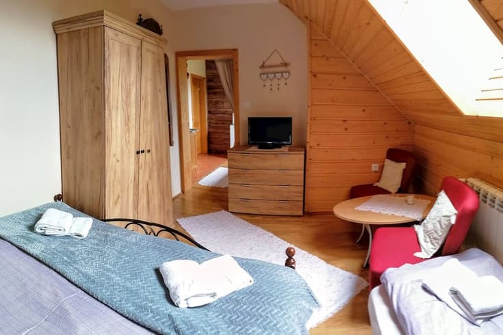 Rodinná izba s balkónom pre 4 osoby - Vila Panoráma a Chatka Antošák