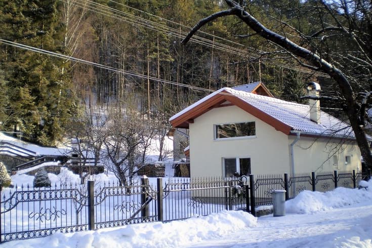 Domček a Privát Pod Plešovicou v zime
