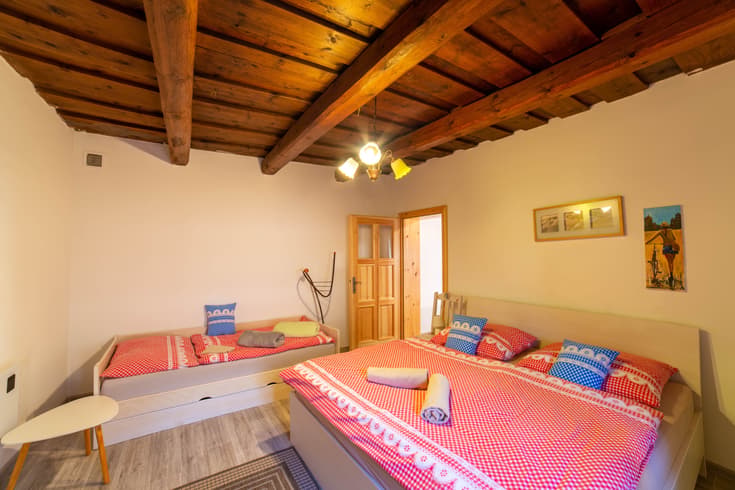Dreibettzimmer  - Blockhaus Raj