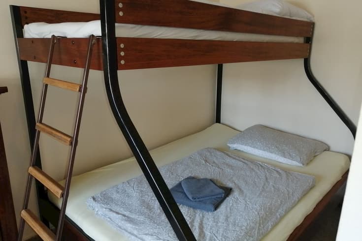 Menšia spálňa (3 lôžka) - Chalupa Burg nad Banskou Štiavnicou