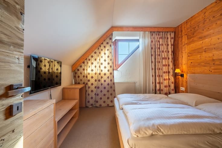 Apartmán s 2 spálňami v hlavnej budove A  - Súkromné Apartmány v Hoteli Kukučka