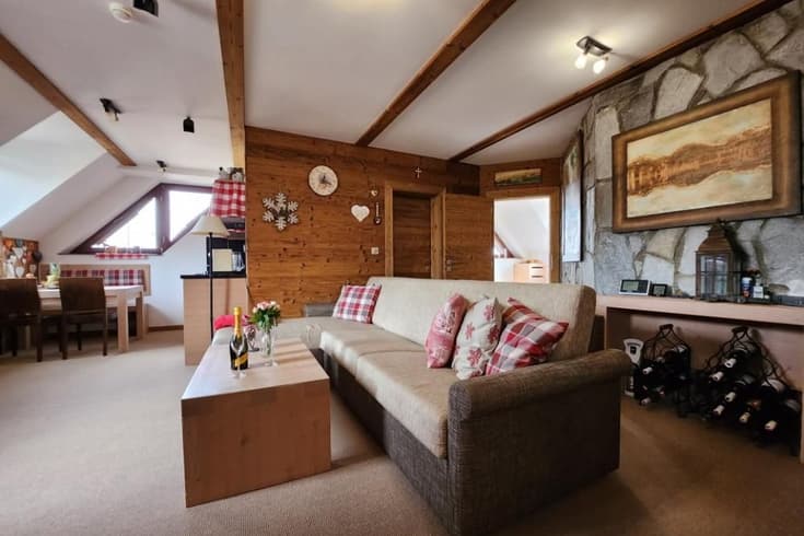 Apartmán Deluxe s 2 spálňami v hlavnej budove hotela - Výhľad na Tatry Apartmán s 2 spálňami - Súkromné Apartmány v Hoteli Kukučka