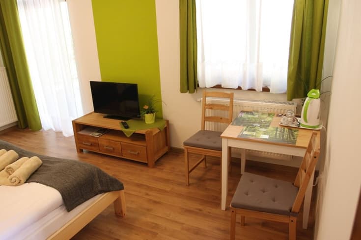 Zweibettzimmer  - Ferienwohnungen Planina Predná Hora