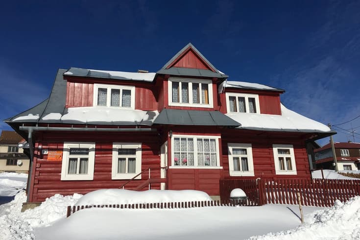 Landhaus Roman im Winter