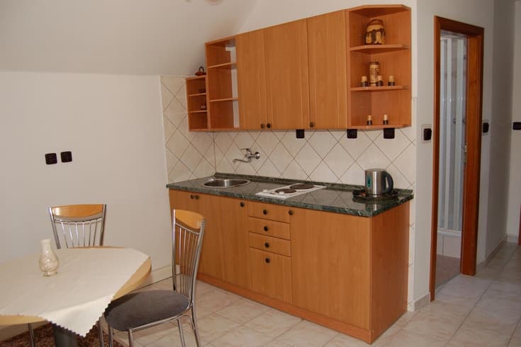 Třílůžkový apartmán č. 1 Apartmán s 1 ložnicí - Penzion Florian
