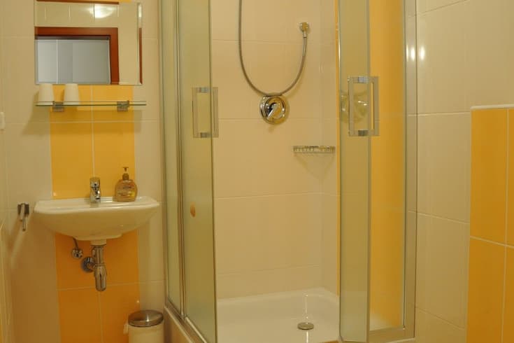 Dvoulůžkový apartmán s přistýlkou č. 3 Apartmán s 1 ložnicí - Penzion Florian