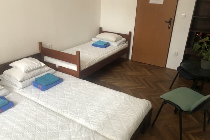 Třílůžkový pokoj  - Turistická ubytovna Křinice