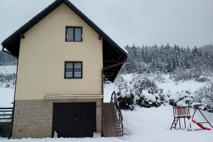 Chata Malá Bystřice v zimě