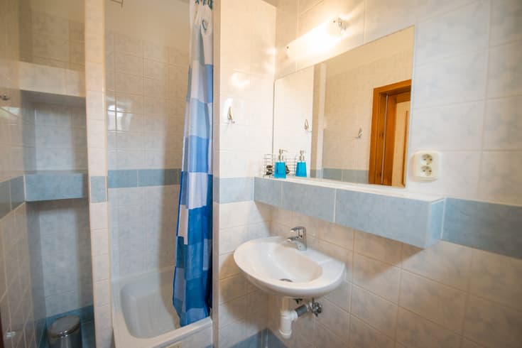 Rodinná izba č. 2 Dvojlôžková izba s 2 prístelkami - Privát Vypka