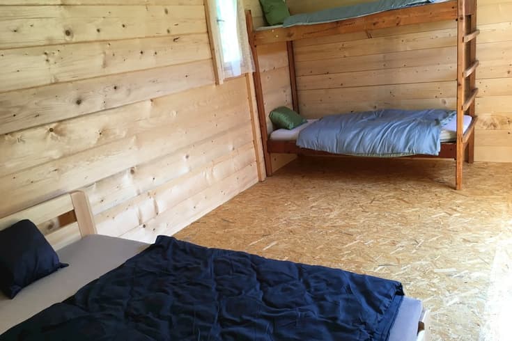 Chata s palandou a samostatnou postelí Trojlôžková izba - Ranč Vápenka