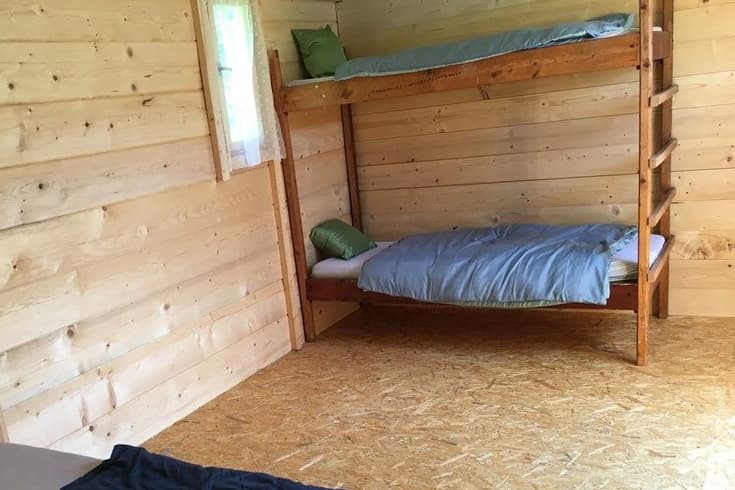 Chata s 2 palandami Štvorlôžková izba - Ranč Vápenka
