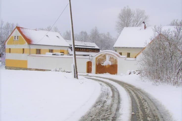 Pension Strnadovský mlýn im Winter