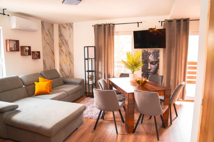 Henrieta 3 - 6+2 miestny apartmán Mezonetový apartmán s 3 spálňami - Apartmány a Štúdiá Henrieta