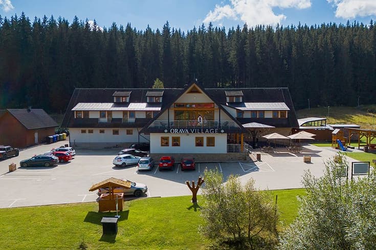 Orava Village v létě