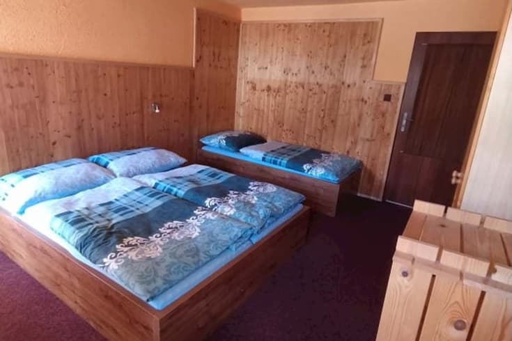 Pokój trzyosobowy  - Domek u Čarodějky