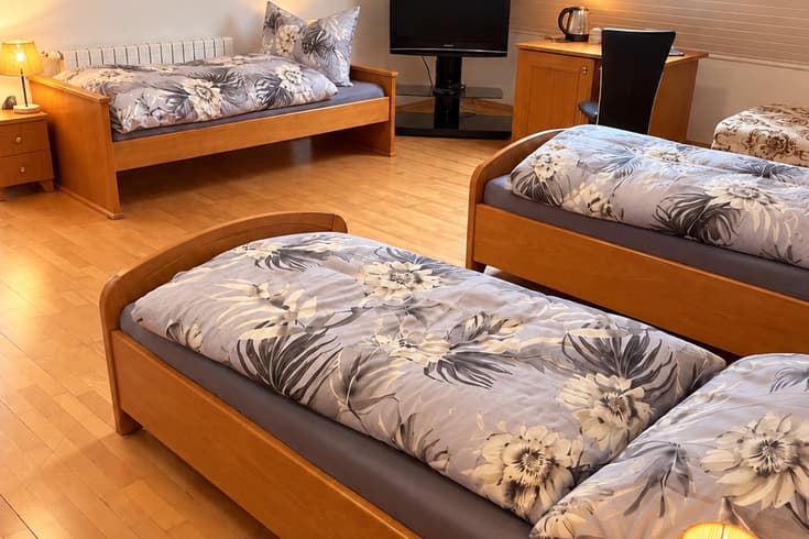Izba č. 5 s balkónom Dvojlôžková izba - Villa Bella
