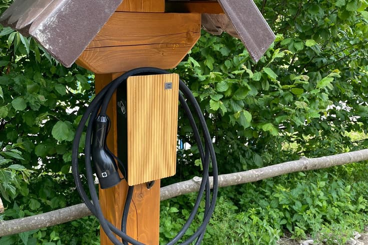 TELTONIKA 22 kW - Chaty u Bratríkov v Haligovciach
