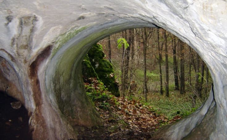 Malá Drienčanská jaskyňa