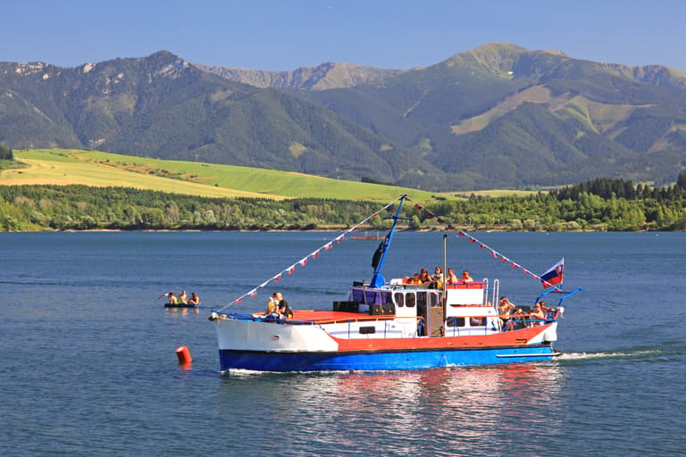 Vyhliadkové plavby na Slovensku