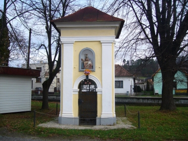 Veľké Uherce 3
