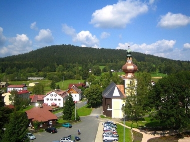 Srní 1