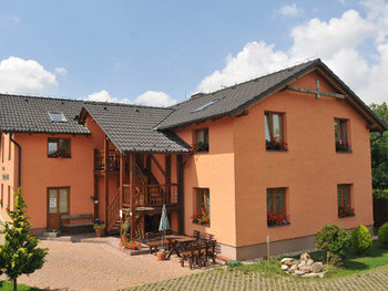 Úvaly 3