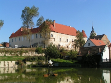 Louňovice pod Blaníkem 1