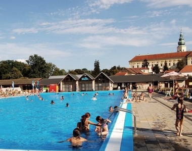 Všemina 3