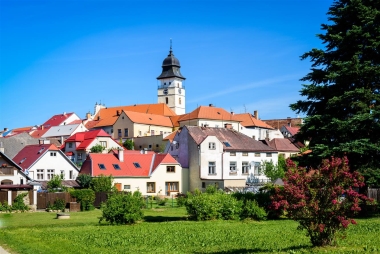 Počátky 1