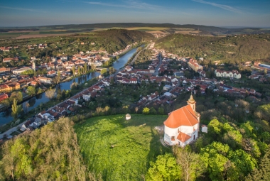 Dolní Kounice 1