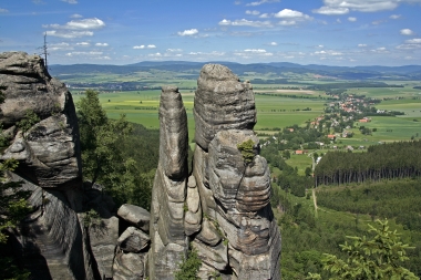 Božanov 2