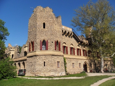 Podivín 1