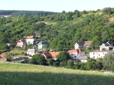 Břestek 1