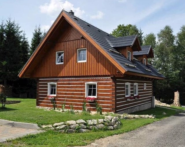 Chaty v chatové osadě 1
