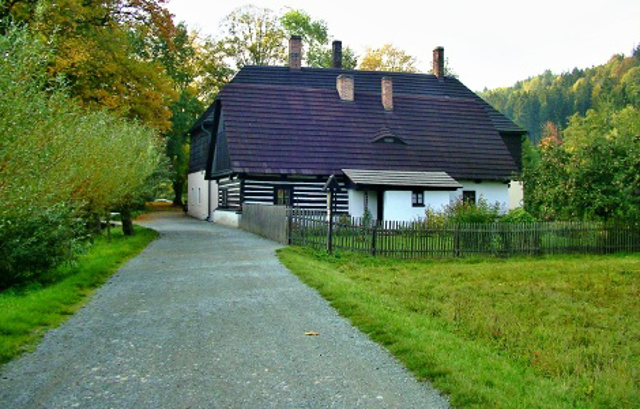 Chaty Babiččino údolí 1