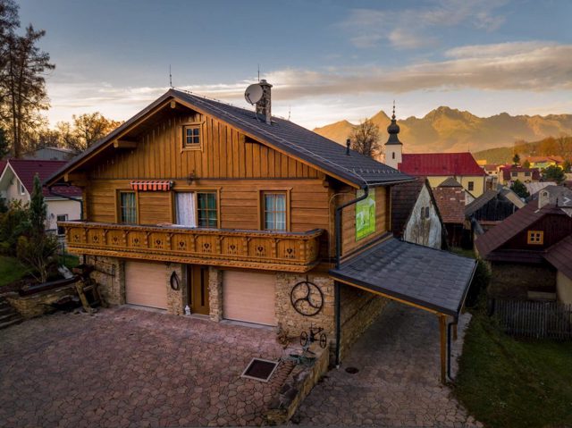 Chaty Tatranská Štrba 1