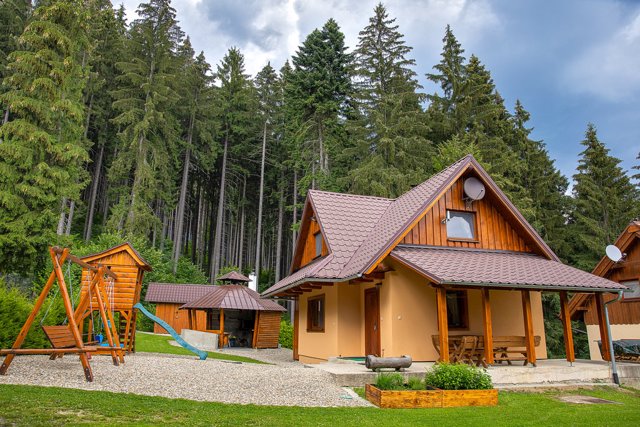 Chaty Kubínska Hoľa 1