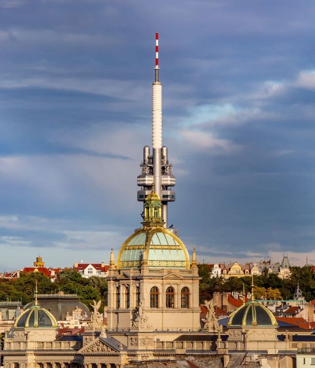 Ubytování s venkovním bazénem Praha 2