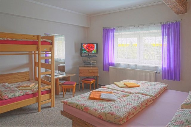 Penziony Zlín 3
