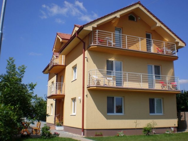 Ubytovanie na jednu noc Podhájska 1