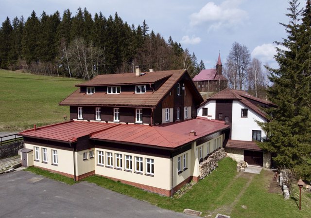 Ubytování s polopenzí Rožnov pod Radhoštěm 2