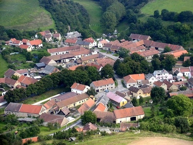 Hředle (okres Beroun) 1