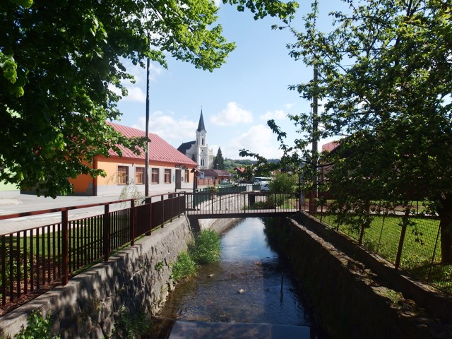 Hošťálková 1