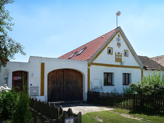 Hosín 3