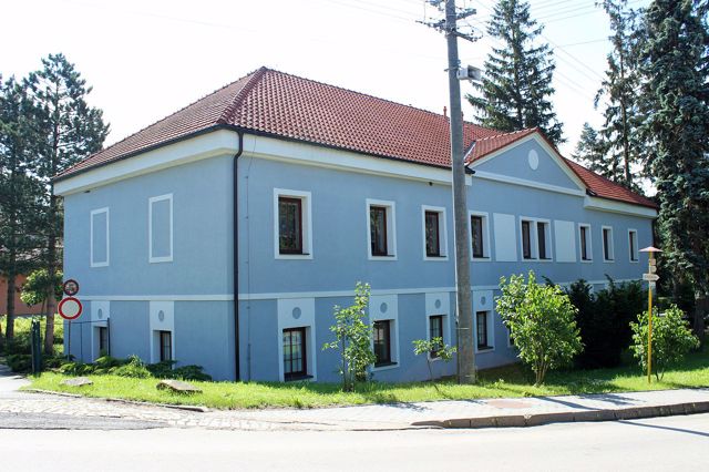 Nezdenice 3
