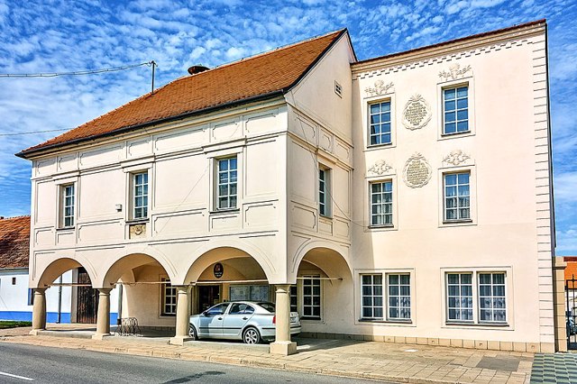Blučina 2