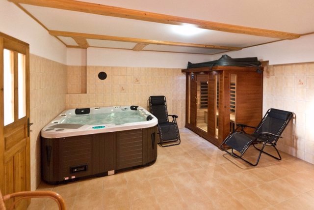 Ubytování wellness pobyty Rožnov pod Radhoštěm 2