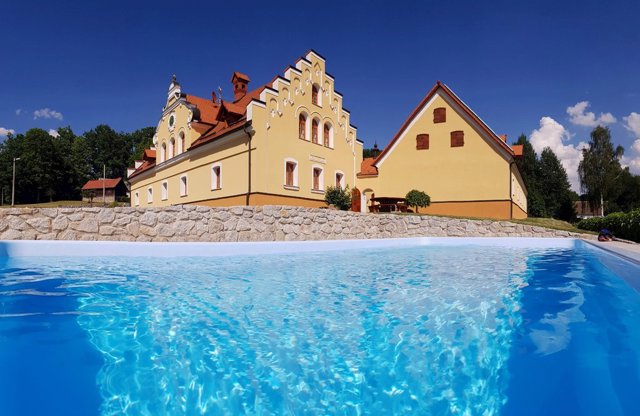Ubytování s bazénem Boží Dar 2
