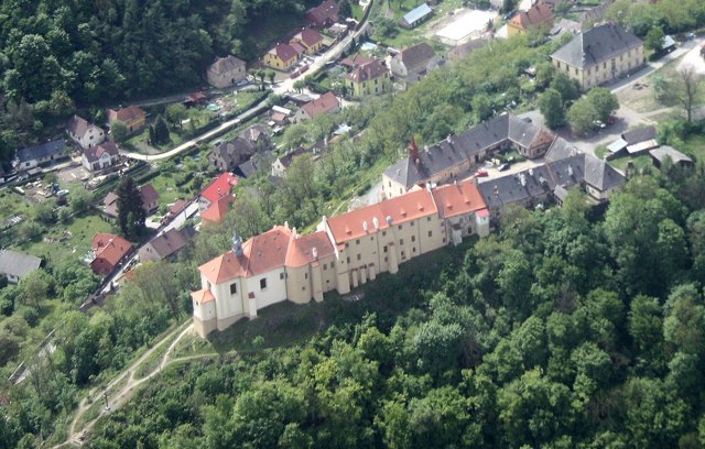 Nižbor 1
