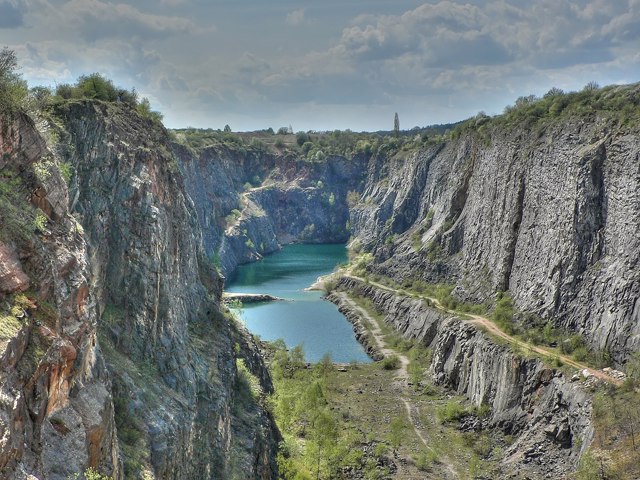 Nižbor 3